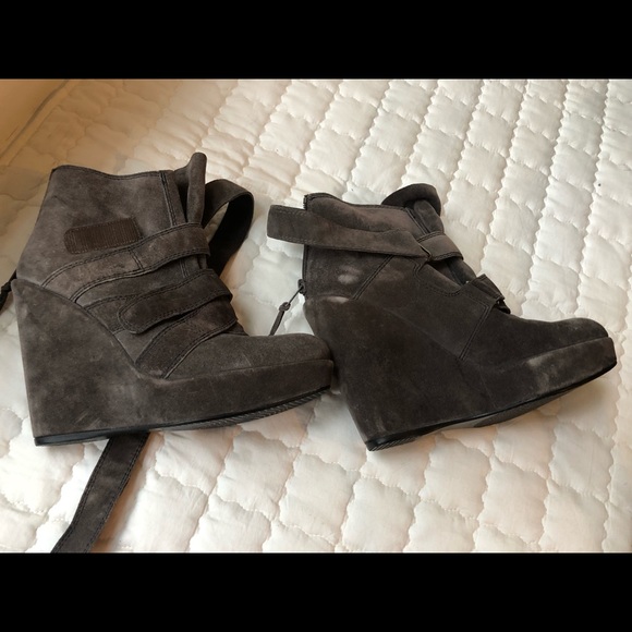 Stuart  Weitzman wedge boots - Picture 2 of 6